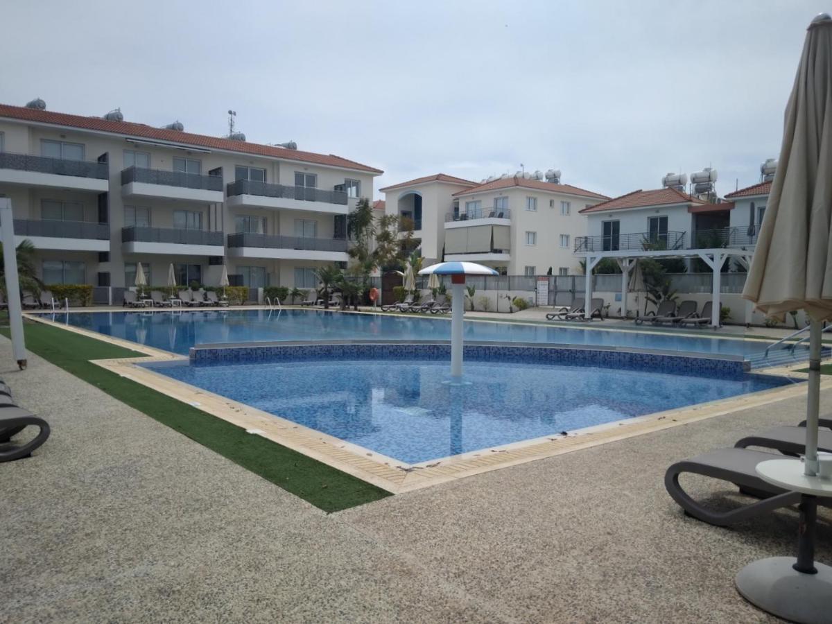 Apartamento Sweet Retreat Paralimni Exterior foto