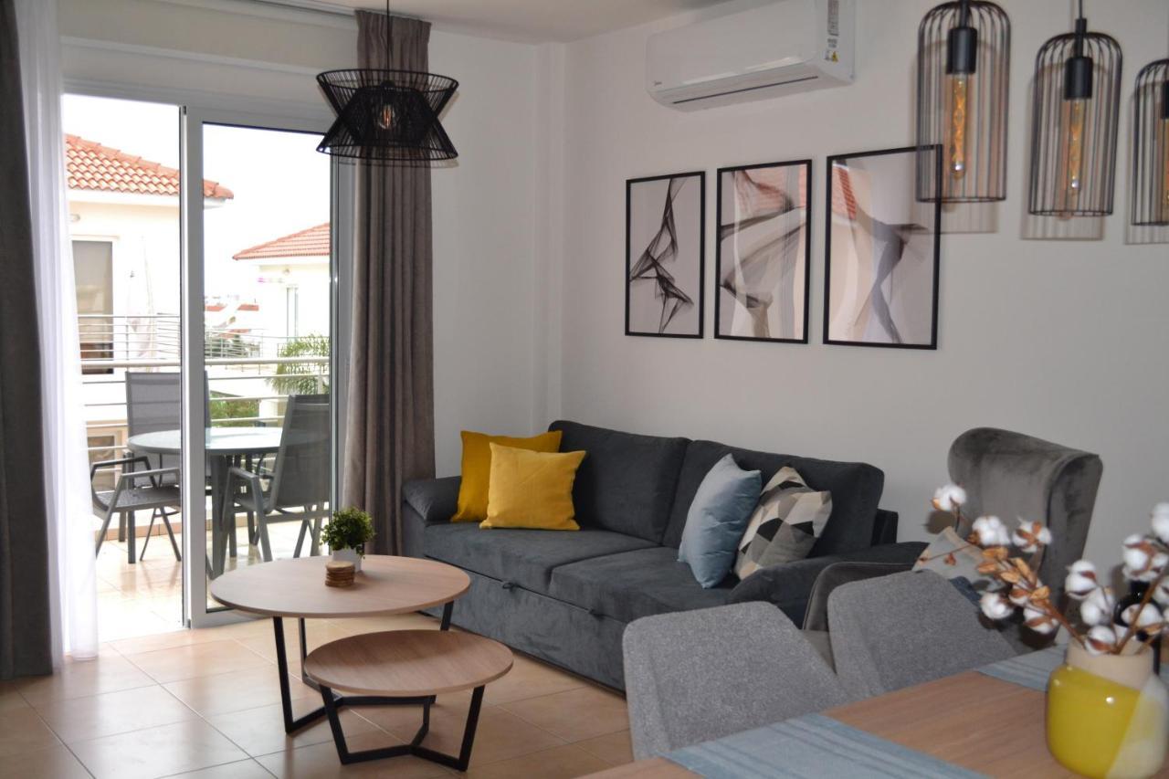 Apartamento Sweet Retreat Paralimni Exterior foto
